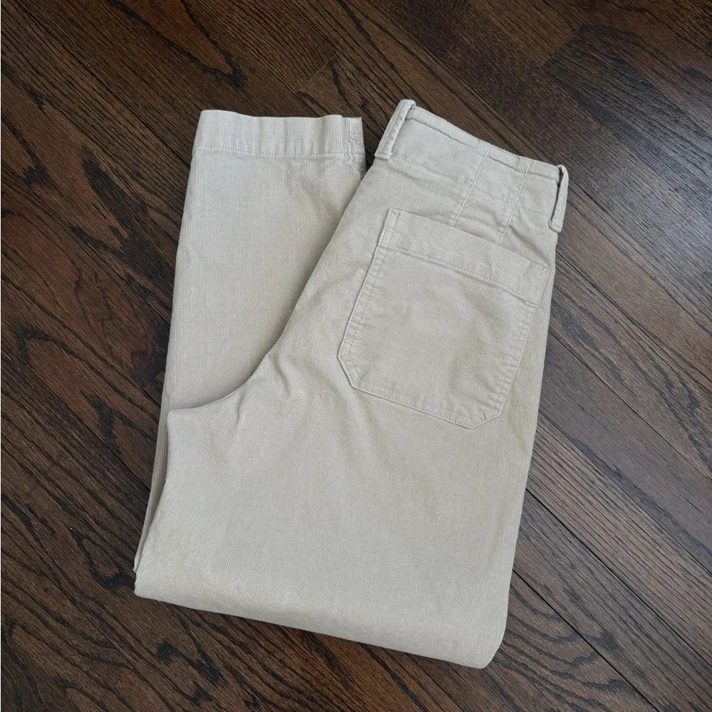 Banana Republic Corduroy Barrel Pant in Natural Stone Beige, Size 0 (XS / S) - Picture 2 of 3